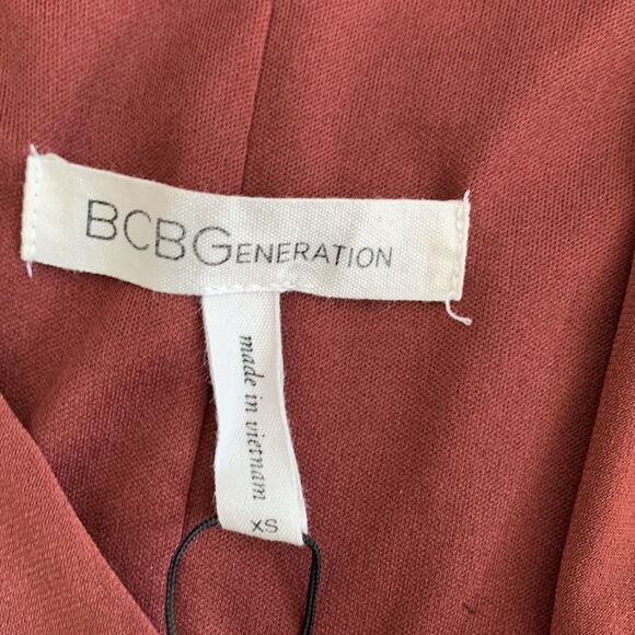 BCBGeneration draped midi dress halter top style sz xs NWOT - Picture 9 of 14